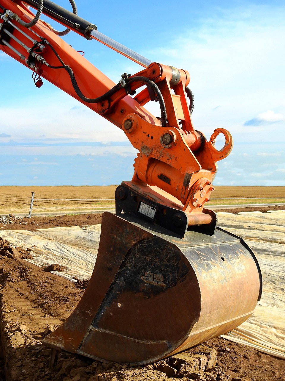 About excavator, machine, construction machine, construction site, building, tool, excavator bucket, work, shovel, dig, earth, excavation, dredge, vehicle, to build, construction vehicle, construction work, work machine, technology, tracked vehicle, excavator, excavator, excavator, excavator, excavator, excavation, excavation